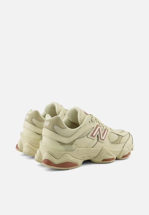 New Balance 9060 Bone Sparrow - Beige