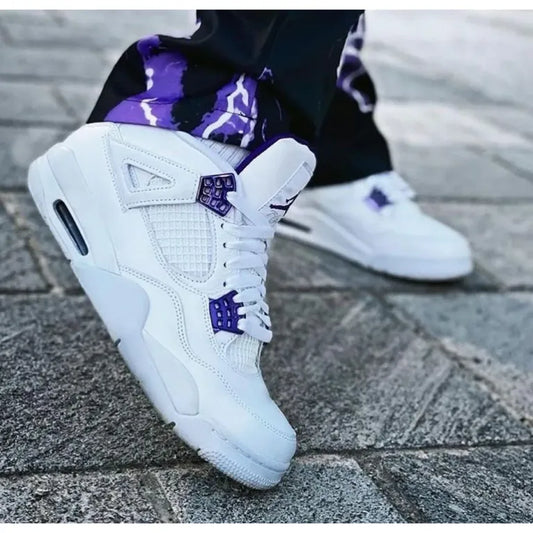 Air Jordan 4 Retro