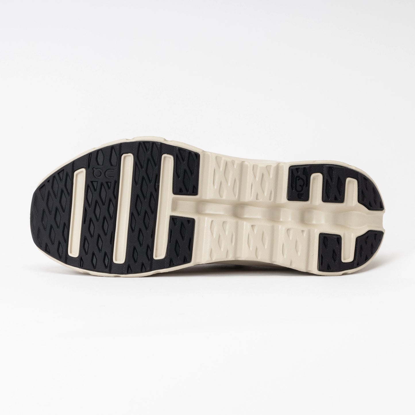 On Running Cloudtilt Clove Sand Trainers