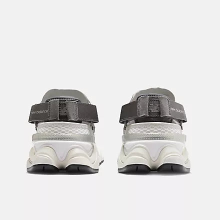 The New Balance 9060