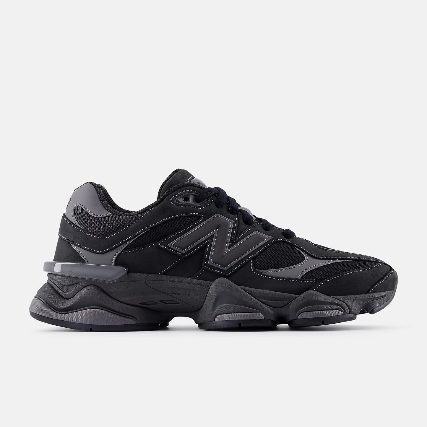 **New Balance 9060 – Men’s Sneakers**